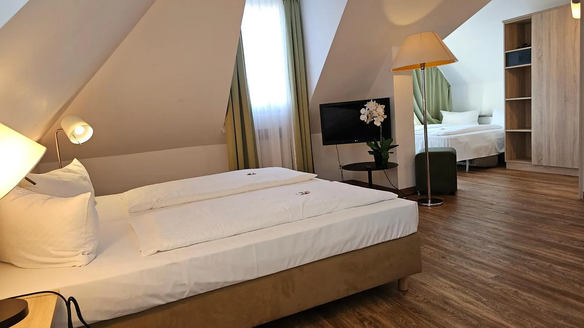 Hotel Alpha Nuremberg Guest house